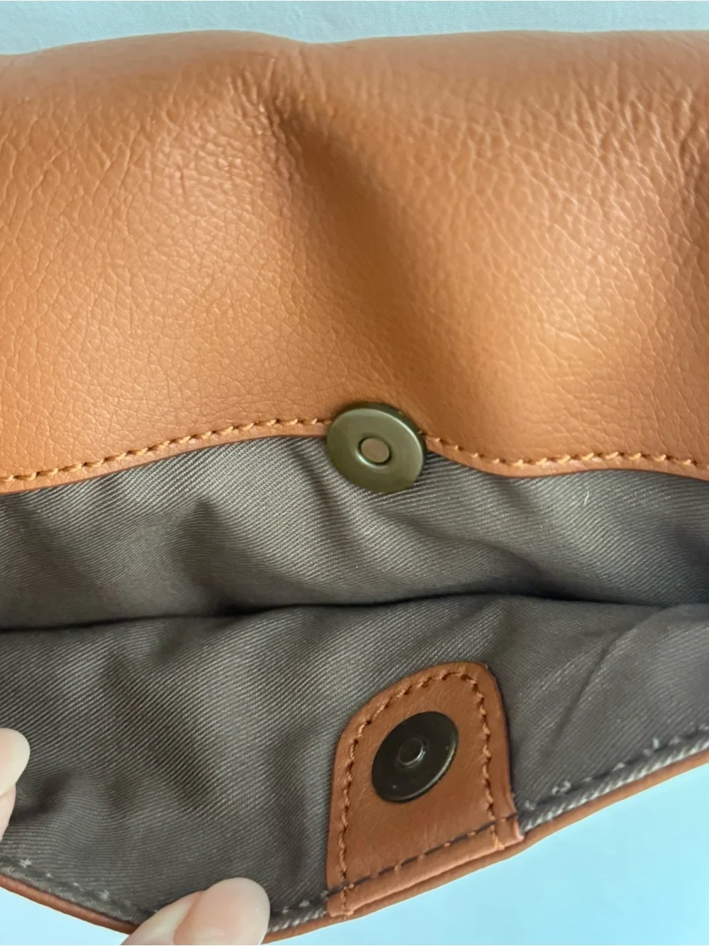 J.Crew Leather Crossbody Clutch Cognac Brown Chain Strap Envelope Bag - Picture 5 of 12